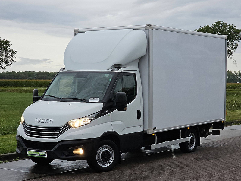 Iveco Daily 35S18 ac automaat EURO6 - Tarbesõiduk furgoon: pilt 2 Iveco Daily 35S18 ac automaat EURO6 - Tarbesõiduk furgoon: pilt 2