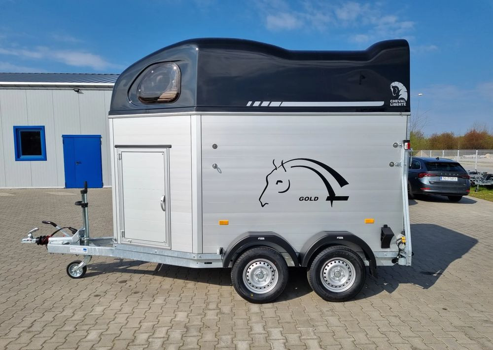 CHEVAL LIBERTÉ Cheval Liberte Gold First Alu + siodlarnia przyczepa dwukonna - Hobutreiler: pilt 4 CHEVAL LIBERTÉ Cheval Liberte Gold First Alu + siodlarnia przyczepa dwukonna - Hobutreiler: pilt 4