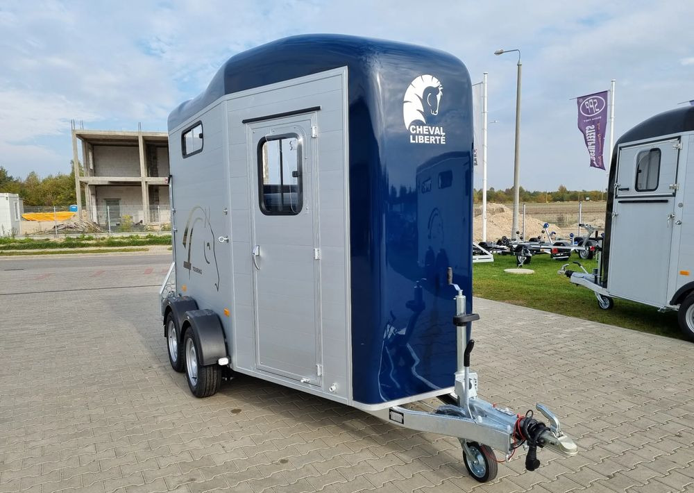 CHEVAL LIBERTÉ Cheval Liberte Touring Country + Siodlarnia - Hobutreiler: pilt 5 CHEVAL LIBERTÉ Cheval Liberte Touring Country + Siodlarnia - Hobutreiler: pilt 5