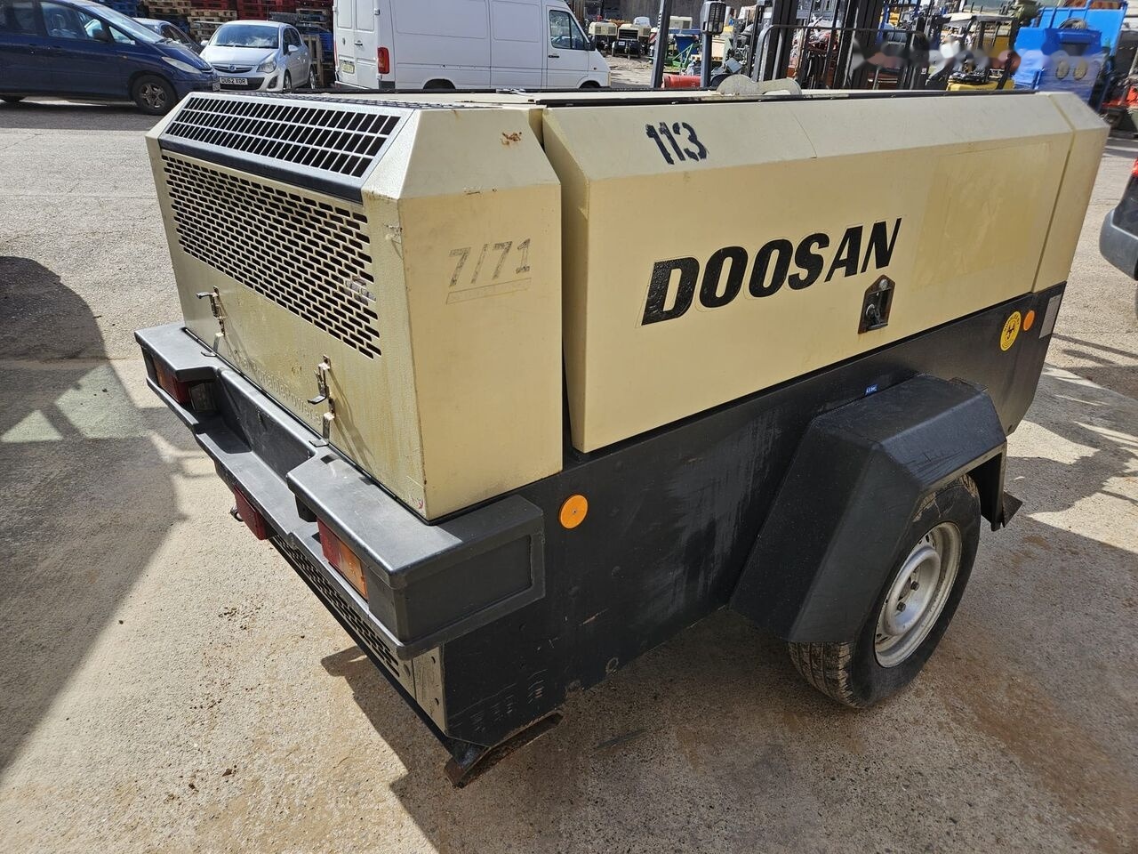 Doosan 7/71 - Õhukompressor: pilt 1 Doosan 7/71 - Õhukompressor: pilt 1