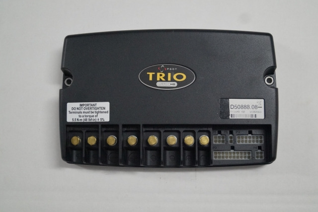 Factory Cat D50888.08 | Trio + HD sn. U13020022 36V - Mootori juhtimisseade - Materjali käitlemise seade: pilt 1 Factory Cat D50888.08 | Trio + HD sn. U13020022 36V - Mootori juhtimisseade - Materjali käitlemise seade: pilt 1