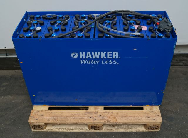 Hawker unknown | Battery 48V775Ah 48 5 PZMM775 Year 2023 weight 1132 kg sn. 8087 - Aku - Materjali käitlemise seade: pilt 1 Hawker unknown | Battery 48V775Ah 48 5 PZMM775 Year 2023 weight 1132 kg sn. 8087 - Aku - Materjali käitlemise seade: pilt 1