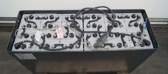Jungheinrich unknown | Battery 48V775Ah 05-EPZS775SL Year 2022 weight 1141 kg sn - Aku - Materjali käitlemise seade: pilt 3 Jungheinrich unknown | Battery 48V775Ah 05-EPZS775SL Year 2022 weight 1141 kg sn - Aku - Materjali käitlemise seade: pilt 3