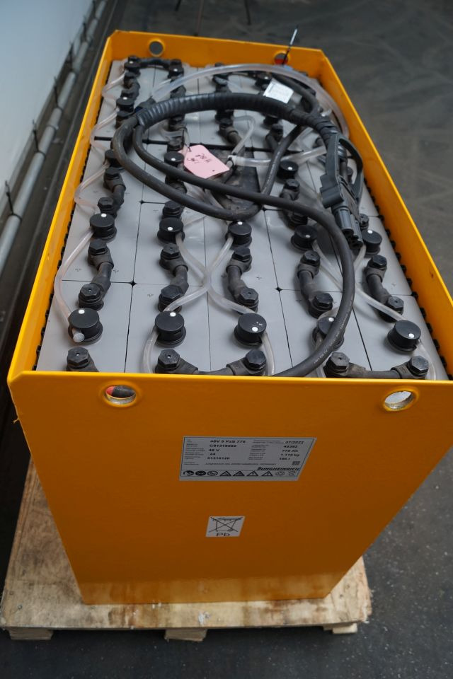 Jungheinrich unknown | Battery 48V775Ah 48 5PZS775 Year 2022 weight 1119 kg sn. - Aku - Materjali käitlemise seade: pilt 2 Jungheinrich unknown | Battery 48V775Ah 48 5PZS775 Year 2022 weight 1119 kg sn. - Aku - Materjali käitlemise seade: pilt 2