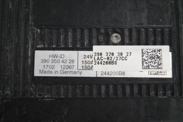 Linde 3903504228 | Controller 3903703027 Lac-02/27CC 24V 150A 150A sn. 244200B8 - Mootori juhtimisseade - Materjali käitlemise seade: pilt 2 Linde 3903504228 | Controller 3903703027 Lac-02/27CC 24V 150A 150A sn. 244200B8 - Mootori juhtimisseade - Materjali käitlemise seade: pilt 2
