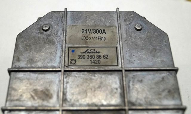 Linde 3903608662 | Rij regeling Drive controller 24V/300A LDC-2711fs10 version 1 - Mootori juhtimisseade - Materjali käitlemise seade: pilt 2 Linde 3903608662 | Rij regeling Drive controller 24V/300A LDC-2711fs10 version 1 - Mootori juhtimisseade - Materjali käitlemise seade: pilt 2