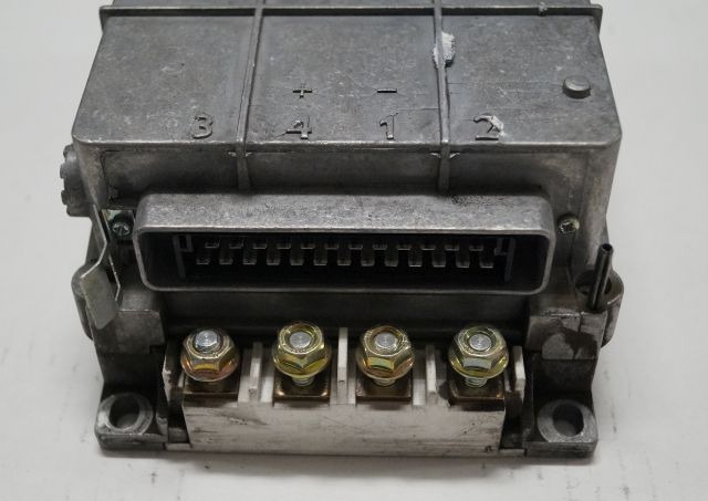 Linde 3903608662 | Rij regeling Drive controller 24V/300A LDC-2711fs10 version 1 - Mootori juhtimisseade - Materjali käitlemise seade: pilt 3 Linde 3903608662 | Rij regeling Drive controller 24V/300A LDC-2711fs10 version 1 - Mootori juhtimisseade - Materjali käitlemise seade: pilt 3