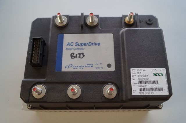 Toyota/BT 220629-001 | Danaher motion AC Superdrive motor controller 83Y05184A A - Mootori juhtimisseade - Materjali käitlemise seade: pilt 1 Toyota/BT 220629-001 | Danaher motion AC Superdrive motor controller 83Y05184A A - Mootori juhtimisseade - Materjali käitlemise seade: pilt 1