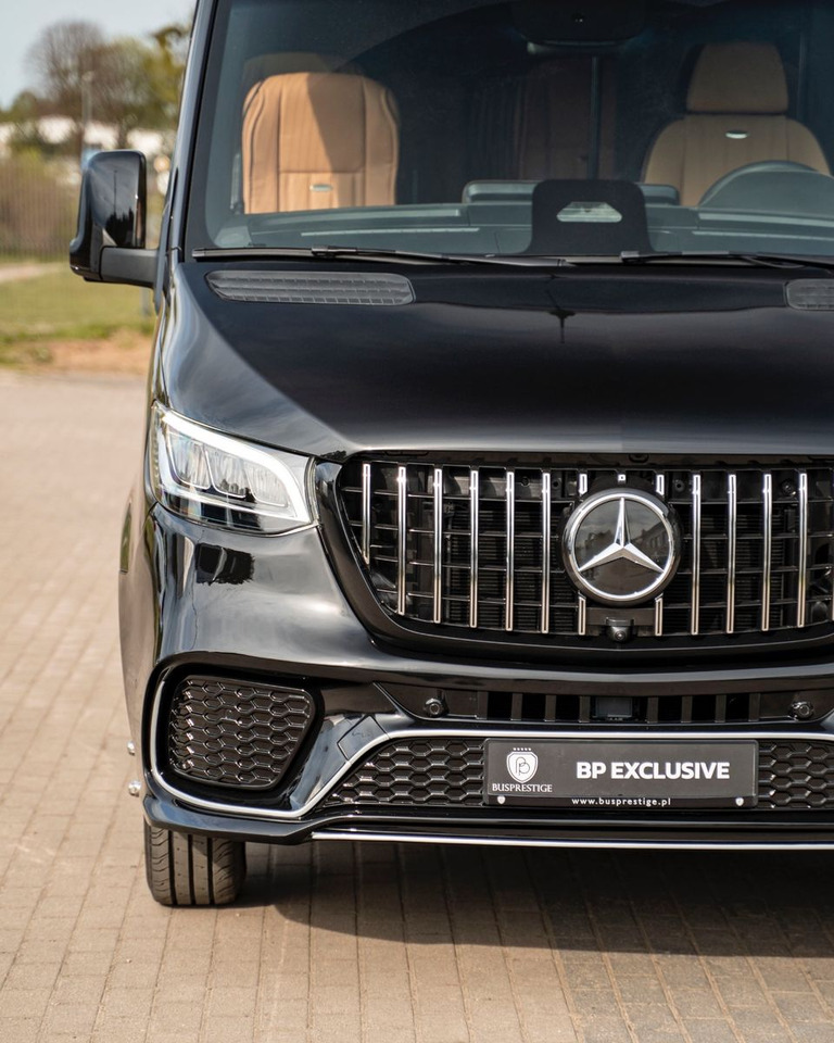 Mercedes-Benz Sprinter 519 Luxury TOURIST XL / NEW IN STOCK!!! - Kaugsõidu buss: pilt 1 Mercedes-Benz Sprinter 519 Luxury TOURIST XL / NEW IN STOCK!!! - Kaugsõidu buss: pilt 1