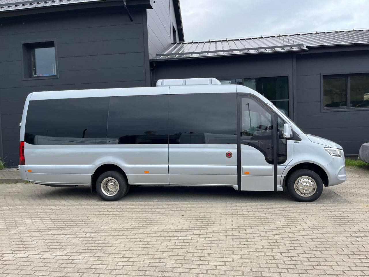 Mercedes-Benz Sprinter 519 TRANSFER XL / 22+1+1 / ON STOCK!!! Mercedes-Benz Sprinter 519 TOURIST XL/ 21-24 Seats/ IN STOCK! - Väikebuss, Mikrobuss: pilt 4 Mercedes-Benz Sprinter 519 TRANSFER XL / 22+1+1 / ON STOCK!!! Mercedes-Benz Sprinter 519 TOURIST XL/ 21-24 Seats/ IN STOCK! - Väikebuss, Mikrobuss: pilt 4