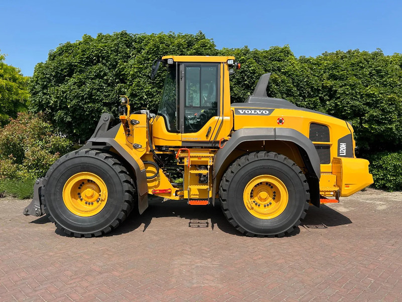 Volvo L120 H2 UNUSED Michelin 750/65 - Rataslaadur: pilt 1 Volvo L120 H2 UNUSED Michelin 750/65 - Rataslaadur: pilt 1