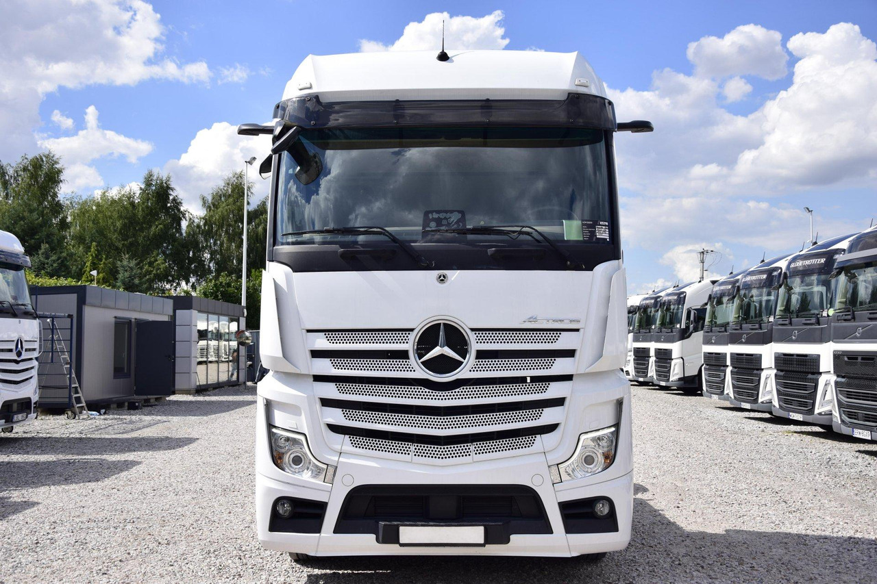 Mercedes-Benz Actros 5 1845 BigSpace - Sadulveok: pilt 2 Mercedes-Benz Actros 5 1845 BigSpace - Sadulveok: pilt 2