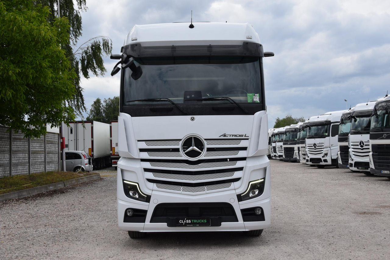 Mercedes-Benz Actros 5 1845 BigSpace - Sadulveok: pilt 2 Mercedes-Benz Actros 5 1845 BigSpace - Sadulveok: pilt 2