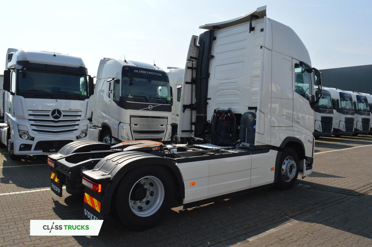 Volvo FH 460 Globetrotter XL i-Save Side Skirts - Sadulveok: pilt 4 Volvo FH 460 Globetrotter XL i-Save Side Skirts - Sadulveok: pilt 4