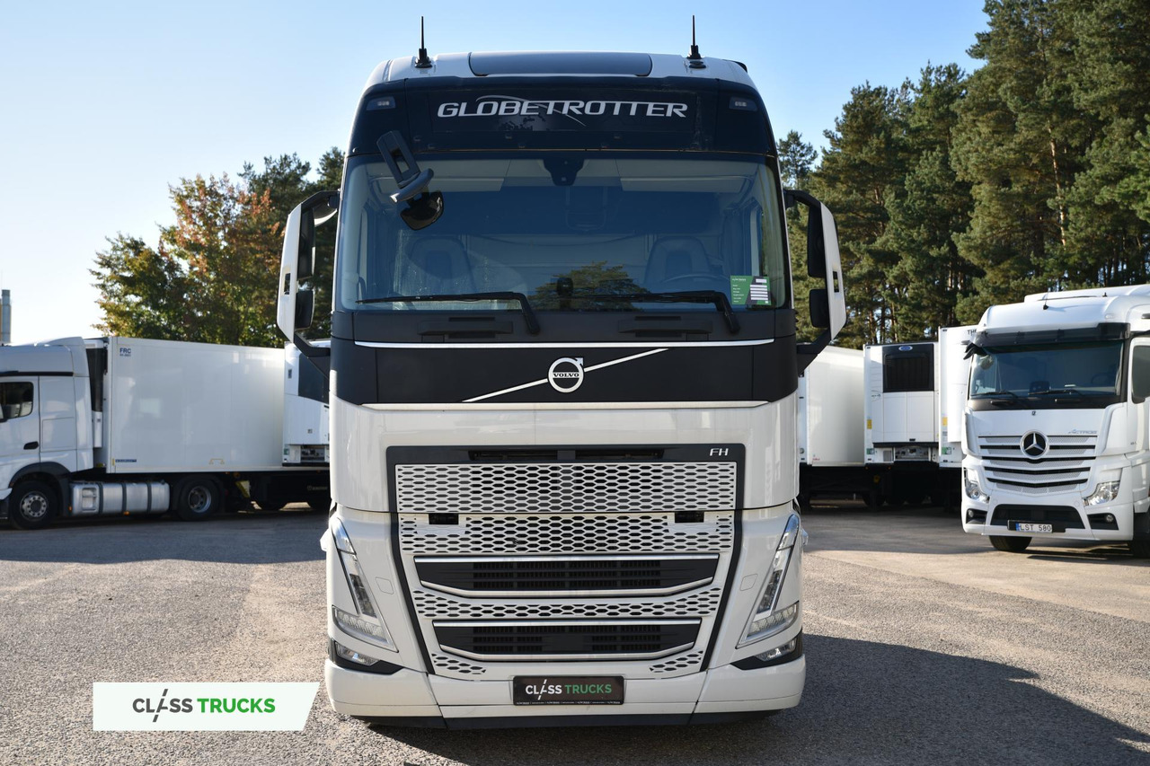 Volvo FH 500 Globetrotter XL Side Skirts - Sadulveok: pilt 2 Volvo FH 500 Globetrotter XL Side Skirts - Sadulveok: pilt 2