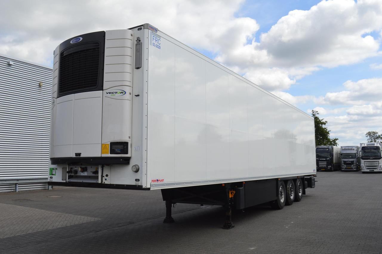 Schmitz Cargobull SKO FP 45 Carrier Vector 1550 - Külmutiga poolhaagis: pilt 1 Schmitz Cargobull SKO FP 45 Carrier Vector 1550 - Külmutiga poolhaagis: pilt 1