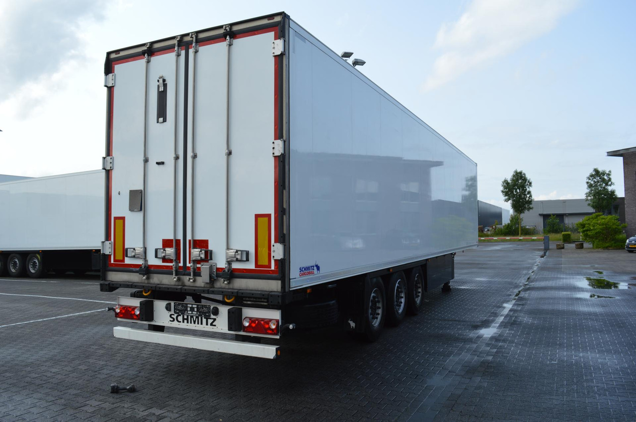Schmitz Cargobull SKO FP 45 Carrier Vector 1550 - Külmutiga poolhaagis: pilt 3 Schmitz Cargobull SKO FP 45 Carrier Vector 1550 - Külmutiga poolhaagis: pilt 3