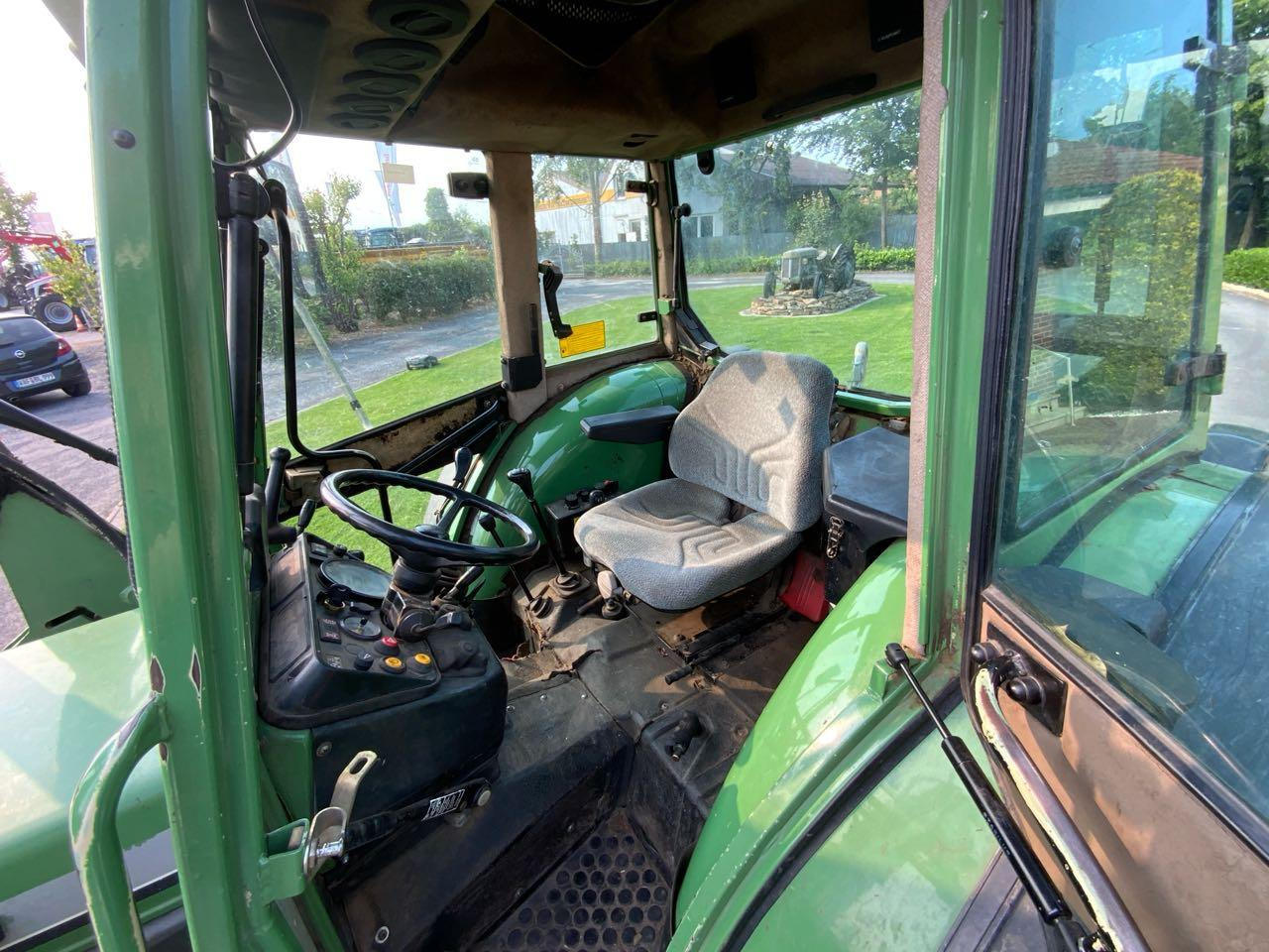 Fendt 275S - Traktor: pilt 4 Fendt 275S - Traktor: pilt 4