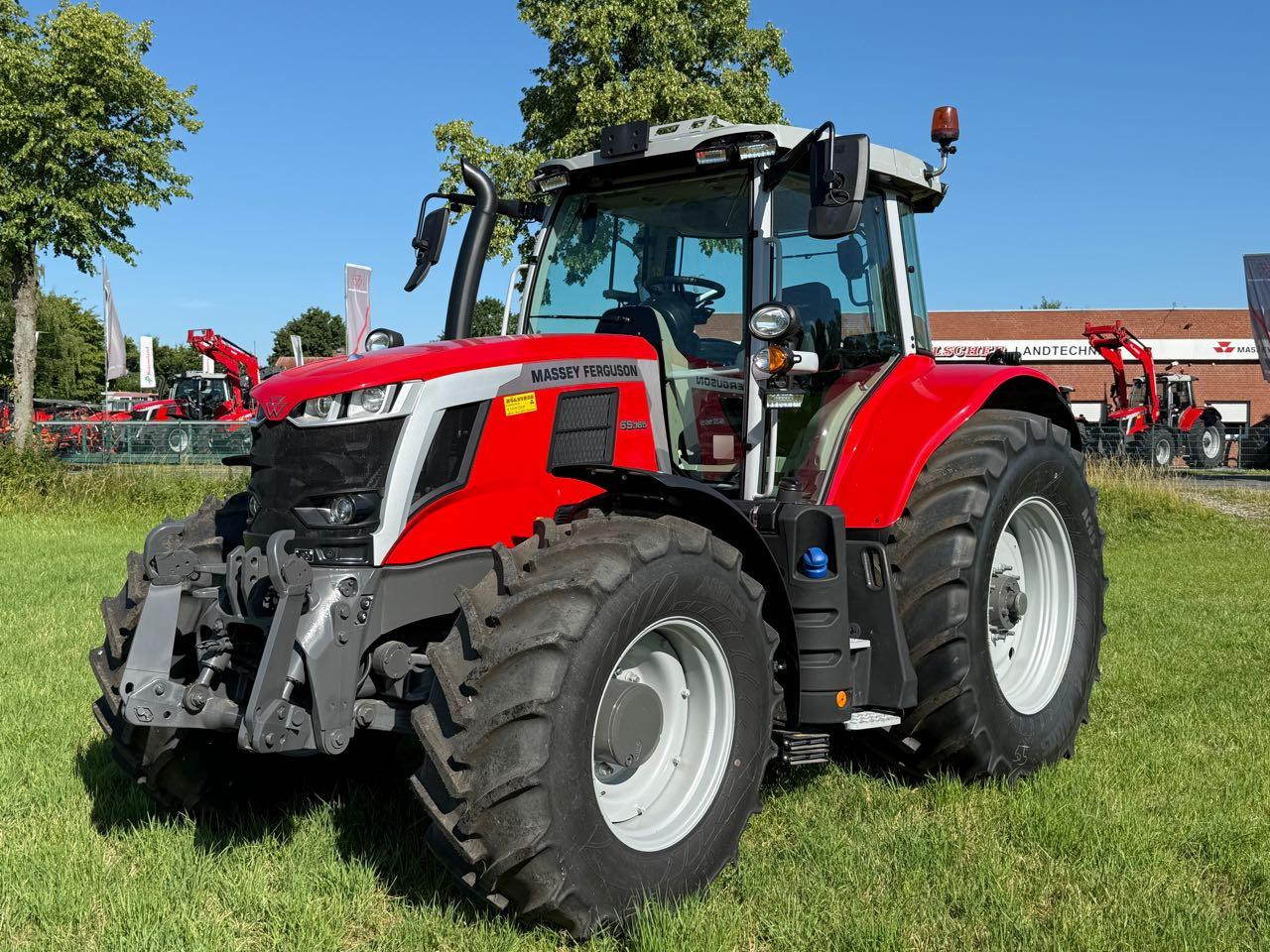 Massey Ferguson MF 6S.165 DYNA-VT - Traktor: pilt 1 Massey Ferguson MF 6S.165 DYNA-VT - Traktor: pilt 1