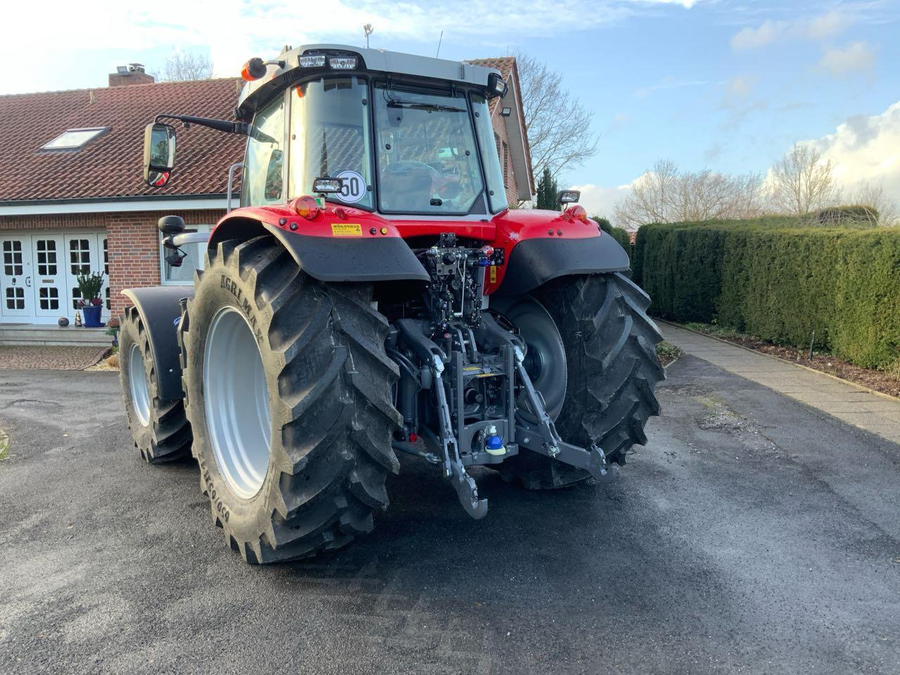 Massey Ferguson MF 7S.180 DYNA-VT - Traktor: pilt 2 Massey Ferguson MF 7S.180 DYNA-VT - Traktor: pilt 2