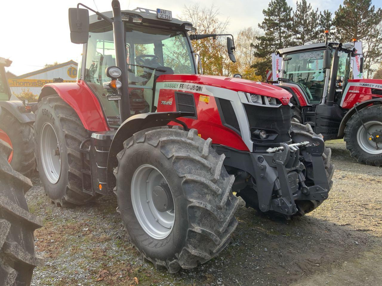 Massey Ferguson MF 7S.210 DYNA-VT - Traktor: pilt 1 Massey Ferguson MF 7S.210 DYNA-VT - Traktor: pilt 1