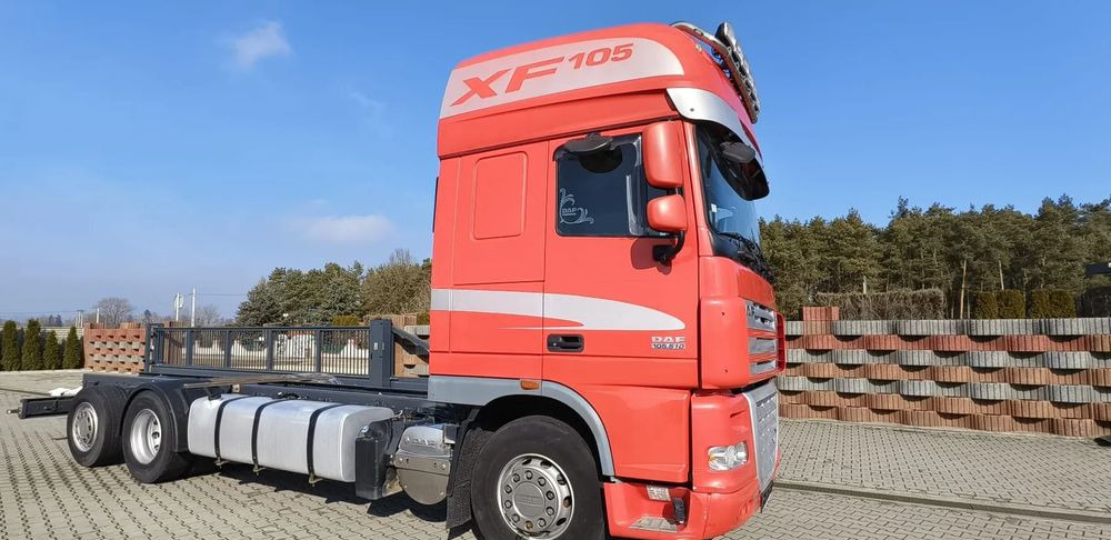 DAF XF510 /SKRĘTNA PODNOSZONA OŚ/6X2 - Kabiinišassiiga veoauto: pilt 2 DAF XF510 /SKRĘTNA PODNOSZONA OŚ/6X2 - Kabiinišassiiga veoauto: pilt 2