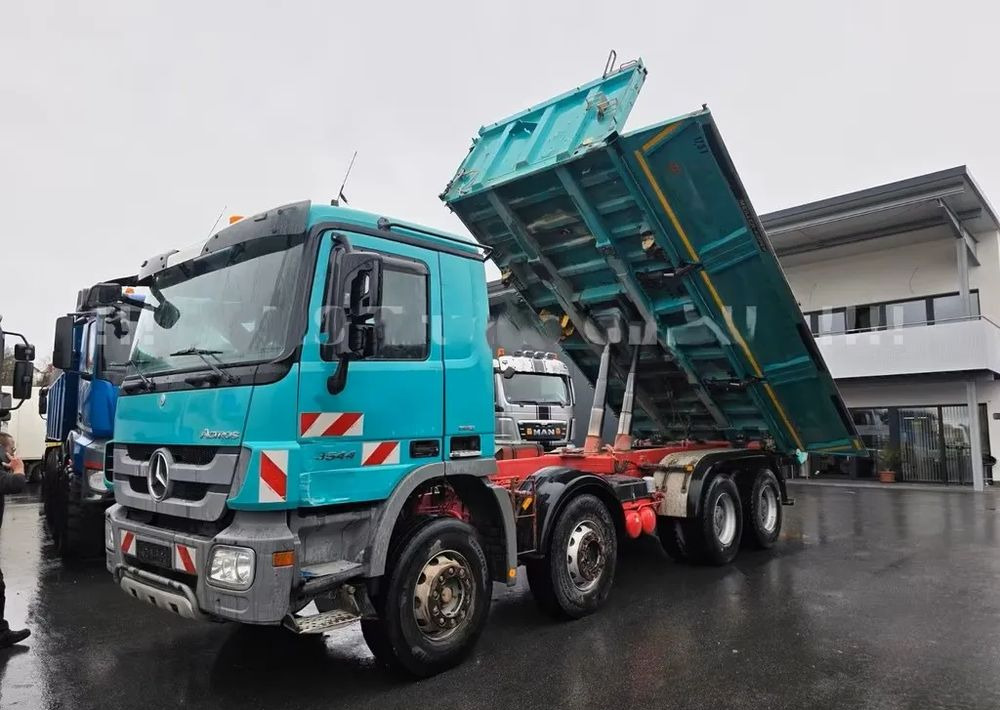 Mercedes-Benz Actros 3544 / 4144 •EPS •Wywrotka trójstronna • 8x4 • Meiller BORDMATIK • Euro5 • - Kallurauto: pilt 1 Mercedes-Benz Actros 3544 / 4144 •EPS •Wywrotka trójstronna • 8x4 • Meiller BORDMATIK • Euro5 • - Kallurauto: pilt 1
