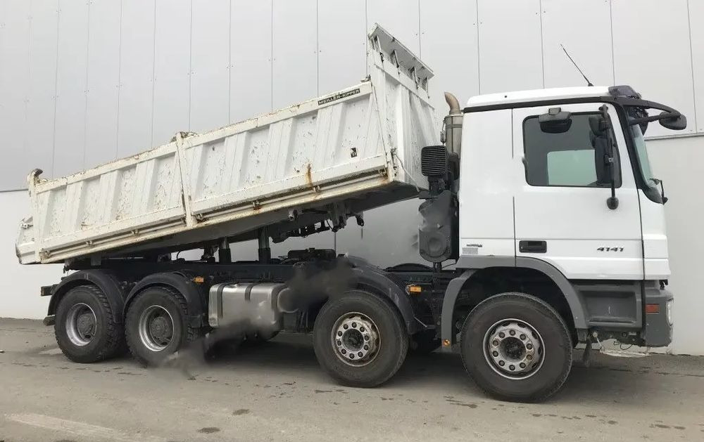 Mercedes-Benz Actros 4141 K 8x4 • 3-stronny wywrot • Bordmatik • Tempomat •Euro4 - Kallurauto: pilt 3 Mercedes-Benz Actros 4141 K 8x4 • 3-stronny wywrot • Bordmatik • Tempomat •Euro4 - Kallurauto: pilt 3