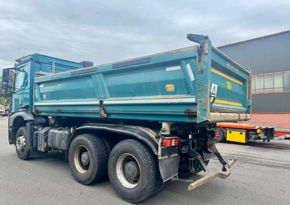 Mercedes-Benz Arocs 2646 6x4 – Wywrotka trójstronna Meiller / Bordmatik / Euro6 - Kallurauto: pilt 5 Mercedes-Benz Arocs 2646 6x4 – Wywrotka trójstronna Meiller / Bordmatik / Euro6 - Kallurauto: pilt 5