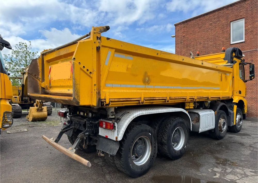 Mercedes-Benz Arocs 4151 8x4 • Retarder • Meiller Bordmatik • Euro 6c - Kallurauto: pilt 4 Mercedes-Benz Arocs 4151 8x4 • Retarder • Meiller Bordmatik • Euro 6c - Kallurauto: pilt 4