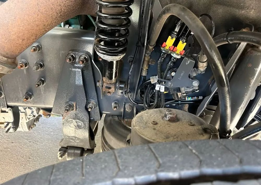 Volvo FM420 6x2 | HDS Atlas AK 186-3 z przestrzenią ładunkową | Euro6 |238 000 km - Madelveok/ Platvormveok, Kraanaga veoauto: pilt 5 Volvo FM420 6x2 | HDS Atlas AK 186-3 z przestrzenią ładunkową | Euro6 |238 000 km - Madelveok/ Platvormveok, Kraanaga veoauto: pilt 5