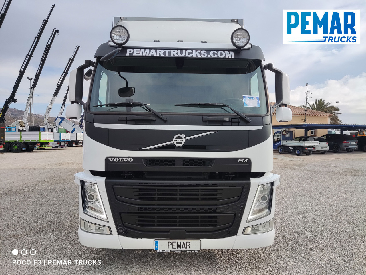 VOLVO FM 330 4X2 FRIGORIFICO 18T EURO 6 - Külmutiga veoauto: pilt 2 VOLVO FM 330 4X2 FRIGORIFICO 18T EURO 6 - Külmutiga veoauto: pilt 2