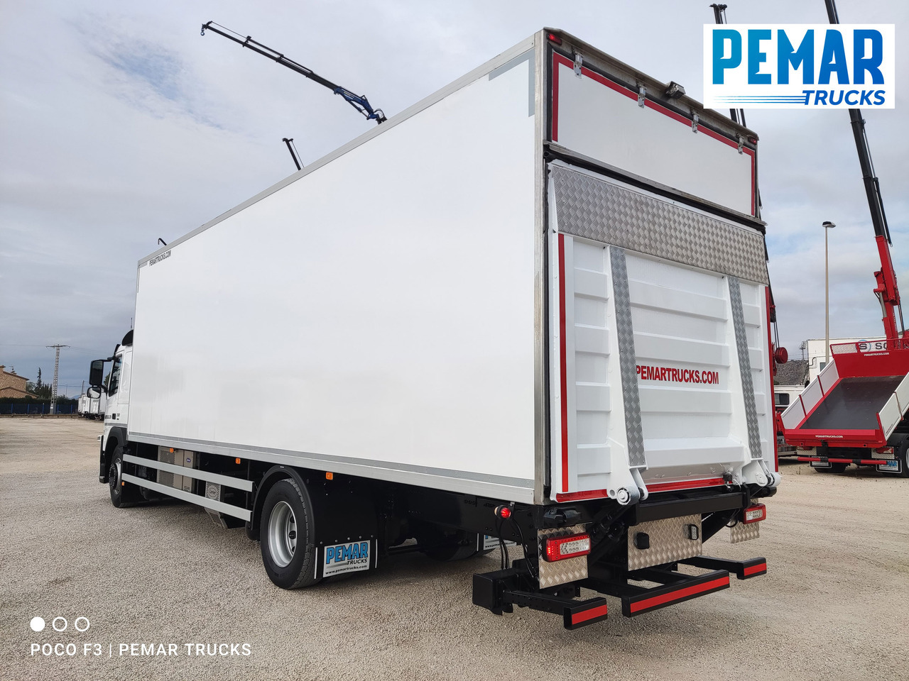 Külmutiga veoauto VOLVO FM 330 4X2 FRIGORIFICO EURO 6: pilt 7