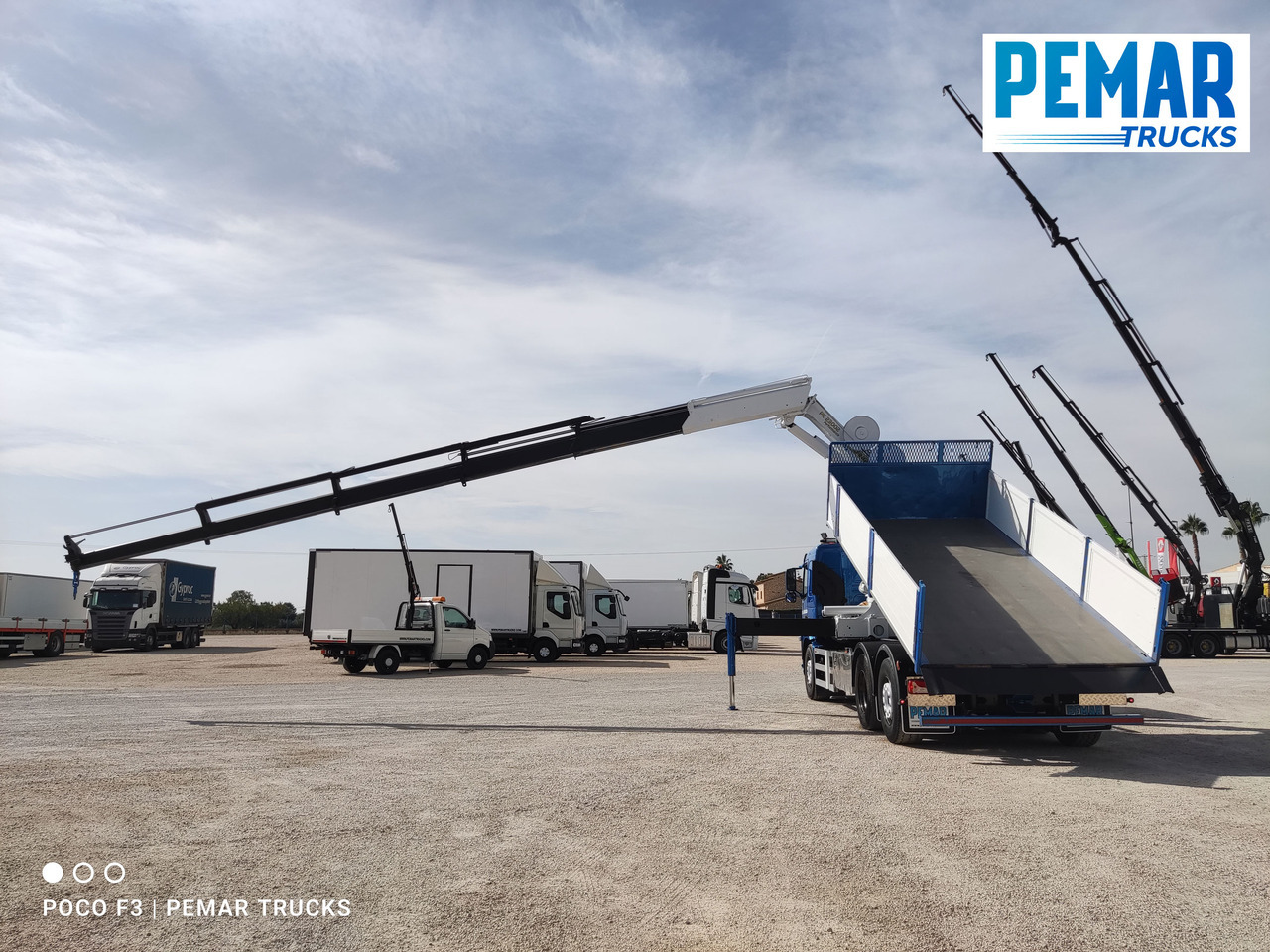 Kallurauto, Kraanaga veoauto VOLVO FM 400 6X2 GRUA PALFINGER PK 23002 BASCULANTE: pilt 29