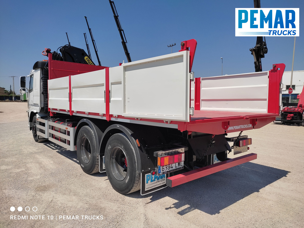 Kallurauto, Kraanaga veoauto VOLVO FM 440 6X4 GRUA BASCULANTE: pilt 10