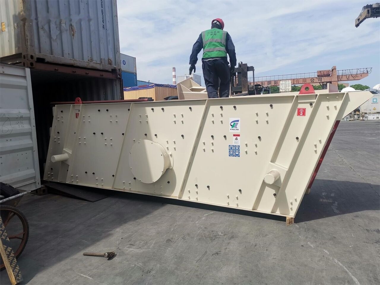 Kinglink 3YK1548 Vibrating Grizzly Screen | 100TPH - Sõeluja: pilt 4 Kinglink 3YK1548 Vibrating Grizzly Screen | 100TPH - Sõeluja: pilt 4
