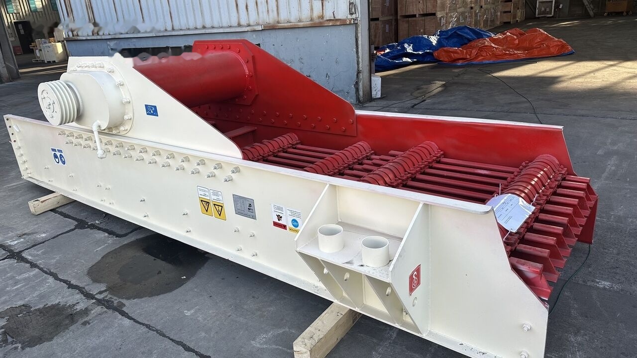 Kinglink 46'' x16' Vibrating Grizzly Feeder - Purusti: pilt 3 Kinglink 46'' x16' Vibrating Grizzly Feeder - Purusti: pilt 3