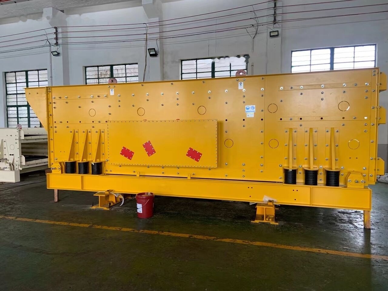 Kinglink KTH Horizontal Vibrating Screen | Triple Shafts - Sõeluja: pilt 3 Kinglink KTH Horizontal Vibrating Screen | Triple Shafts - Sõeluja: pilt 3