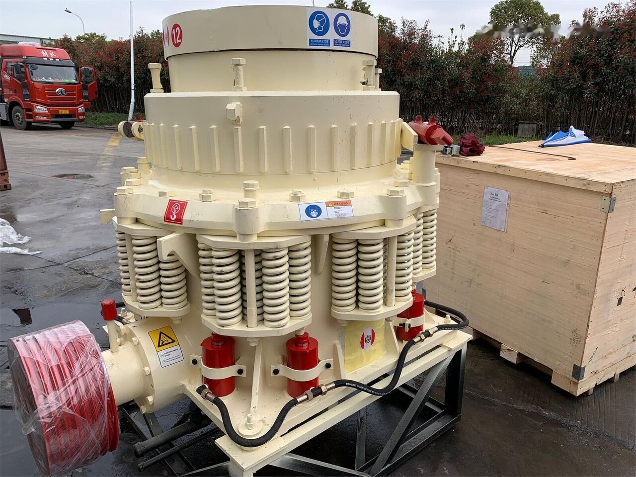 Kinglink NEW 3ft KLF1000 Rock Stone Cone Crusher 80-150TPH - Koonuspurusti: pilt 4 Kinglink NEW 3ft KLF1000 Rock Stone Cone Crusher 80-150TPH - Koonuspurusti: pilt 4