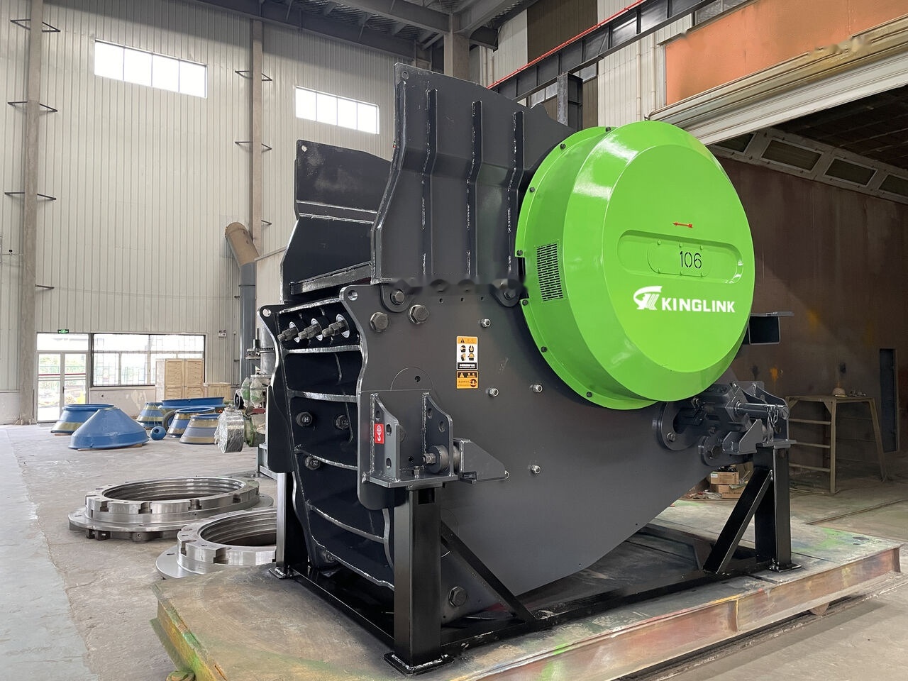 Kinglink NEW C106 Hydraulic Jaw Crusher for Hard stone - Lõuapurustaja: pilt 1 Kinglink NEW C106 Hydraulic Jaw Crusher for Hard stone - Lõuapurustaja: pilt 1