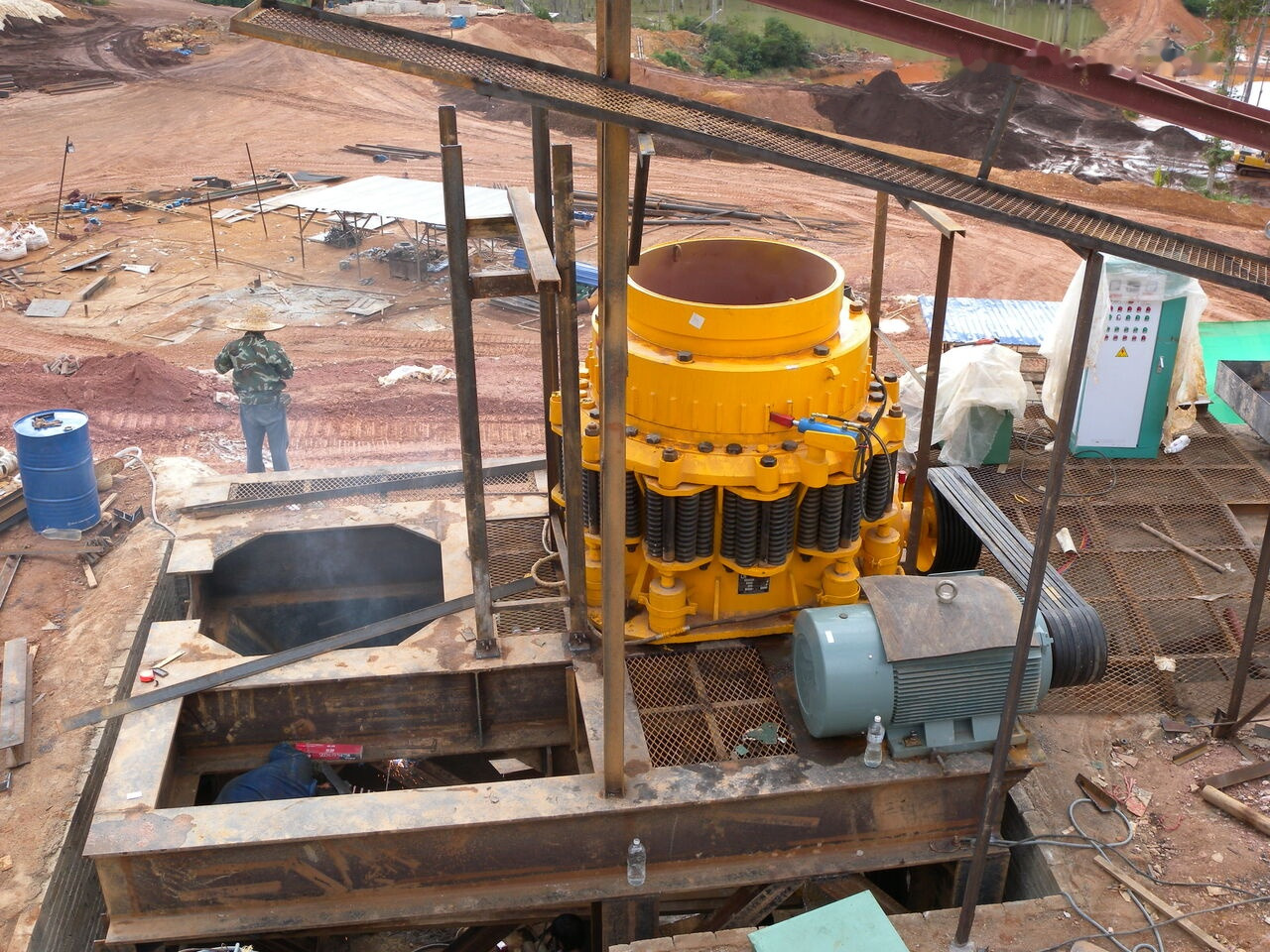 Uus Koonuspurusti Kinglink New KLF1300 4.25 SH Symons Cone Crusher: pilt 11