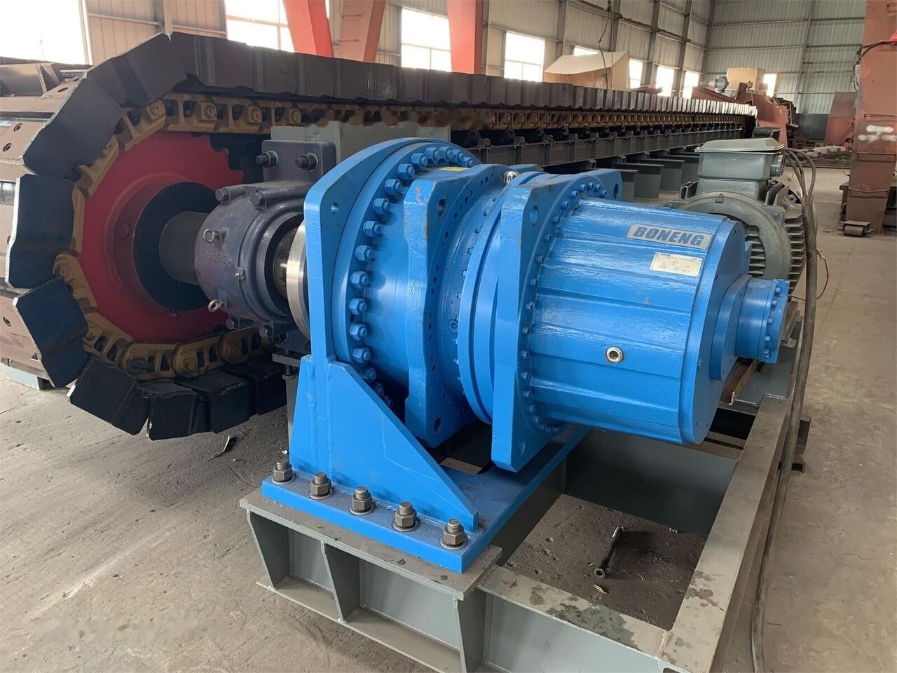 Kinglink WBZ200 Iron/Copper Ore Apron Chain feeder - Konveier: pilt 3 Kinglink WBZ200 Iron/Copper Ore Apron Chain feeder - Konveier: pilt 3