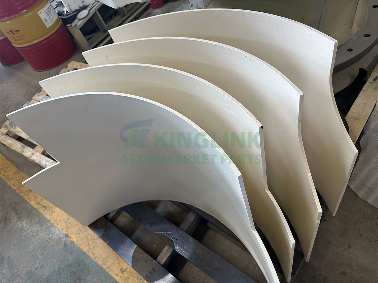 KINGLINK Cast Steel Main Frame Liner 1048512826 For HP200 Cone Crusher - Varuosa - Ehitusmasinad: pilt 4 KINGLINK Cast Steel Main Frame Liner 1048512826 For HP200 Cone Crusher - Varuosa - Ehitusmasinad: pilt 4