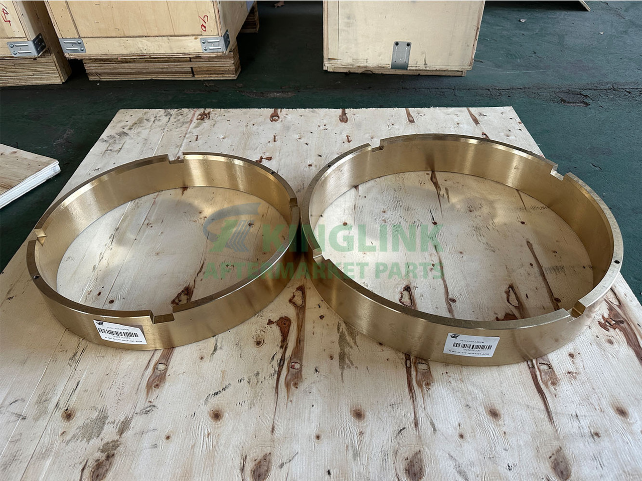 KINGLINK Copper Alloy Upper Head Bushing 1022145719 For HP200 Cone Crusher - Varuosa - Ehitusmasinad: pilt 1 KINGLINK Copper Alloy Upper Head Bushing 1022145719 For HP200 Cone Crusher - Varuosa - Ehitusmasinad: pilt 1