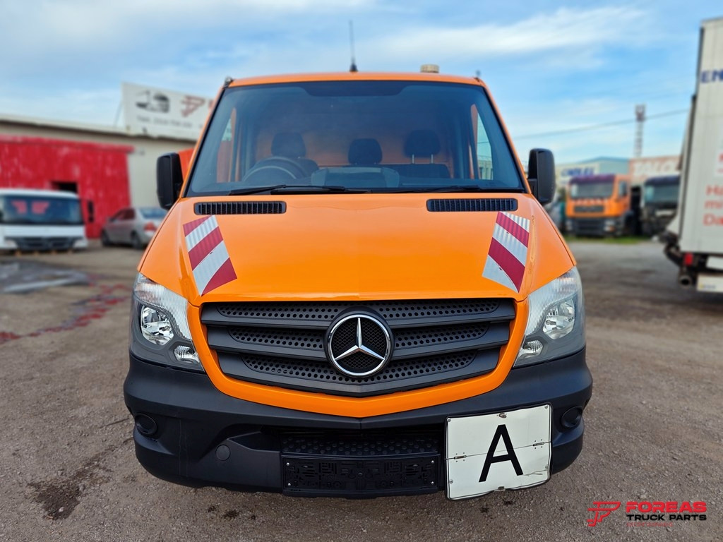 MERCEDES-BENZ 311 – TIPPER – RIGHT HAND DRIVE (RHD) - Tarbesõiduk kallur: pilt 2 MERCEDES-BENZ 311 – TIPPER – RIGHT HAND DRIVE (RHD) - Tarbesõiduk kallur: pilt 2