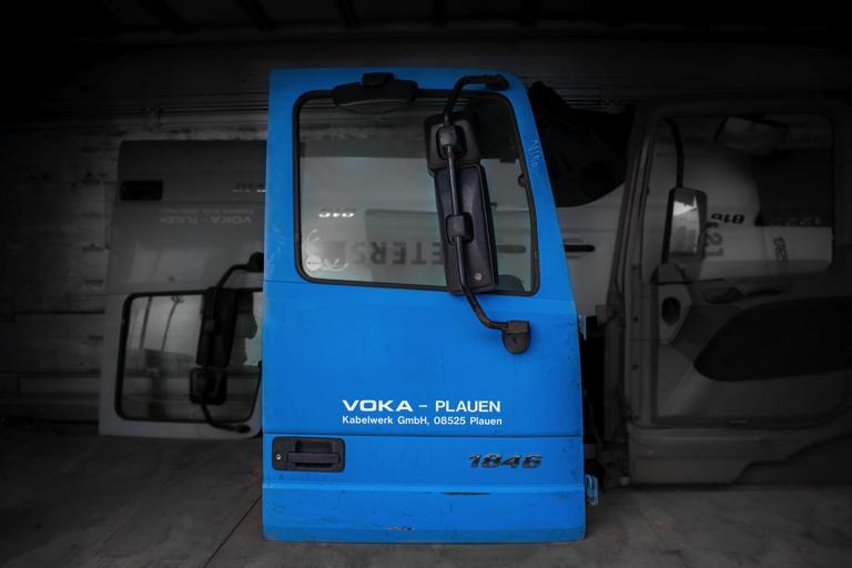 MERCEDES-BENZ ACTROS MEGA SPACE MP II - RIGHT - Uks ja varuosad - Veoauto: pilt 1 MERCEDES-BENZ ACTROS MEGA SPACE MP II - RIGHT - Uks ja varuosad - Veoauto: pilt 1