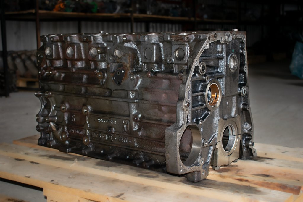 MERCEDES-BENZ ATEGO 6CYLINDER EURO 4 - Silindriplokk - Veoauto: pilt 1 MERCEDES-BENZ ATEGO 6CYLINDER EURO 4 - Silindriplokk - Veoauto: pilt 1