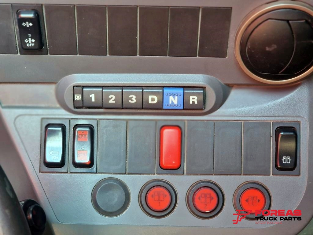 MERCEDES-BENZ CITARO - Armatuurlaud - Buss: pilt 5 MERCEDES-BENZ CITARO - Armatuurlaud - Buss: pilt 5