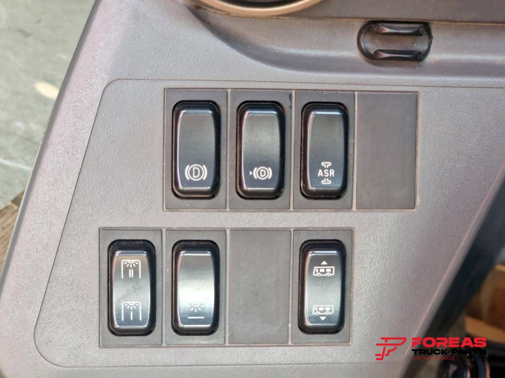 MERCEDES-BENZ CITARO - Armatuurlaud - Buss: pilt 4 MERCEDES-BENZ CITARO - Armatuurlaud - Buss: pilt 4