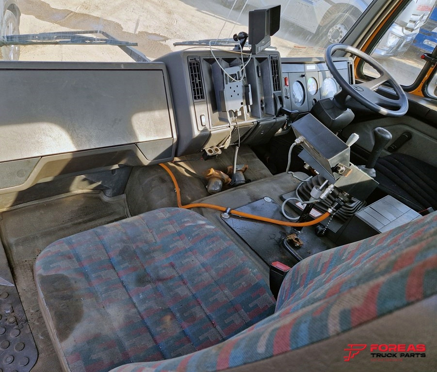 Kabiin MERCEDES SK - SMALL - RIGHT HAND DRIVE: pilt 10